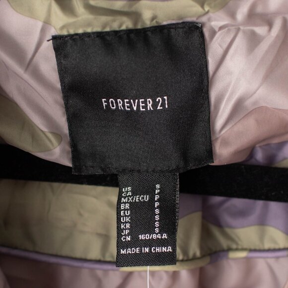 NEW Forever 21 Premium Label Women's Small Camouflage Long Hooded Puffer Jacket - Picture 3 of 9